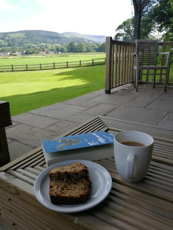 The Lodge Brecon B&B Eksteriør billede